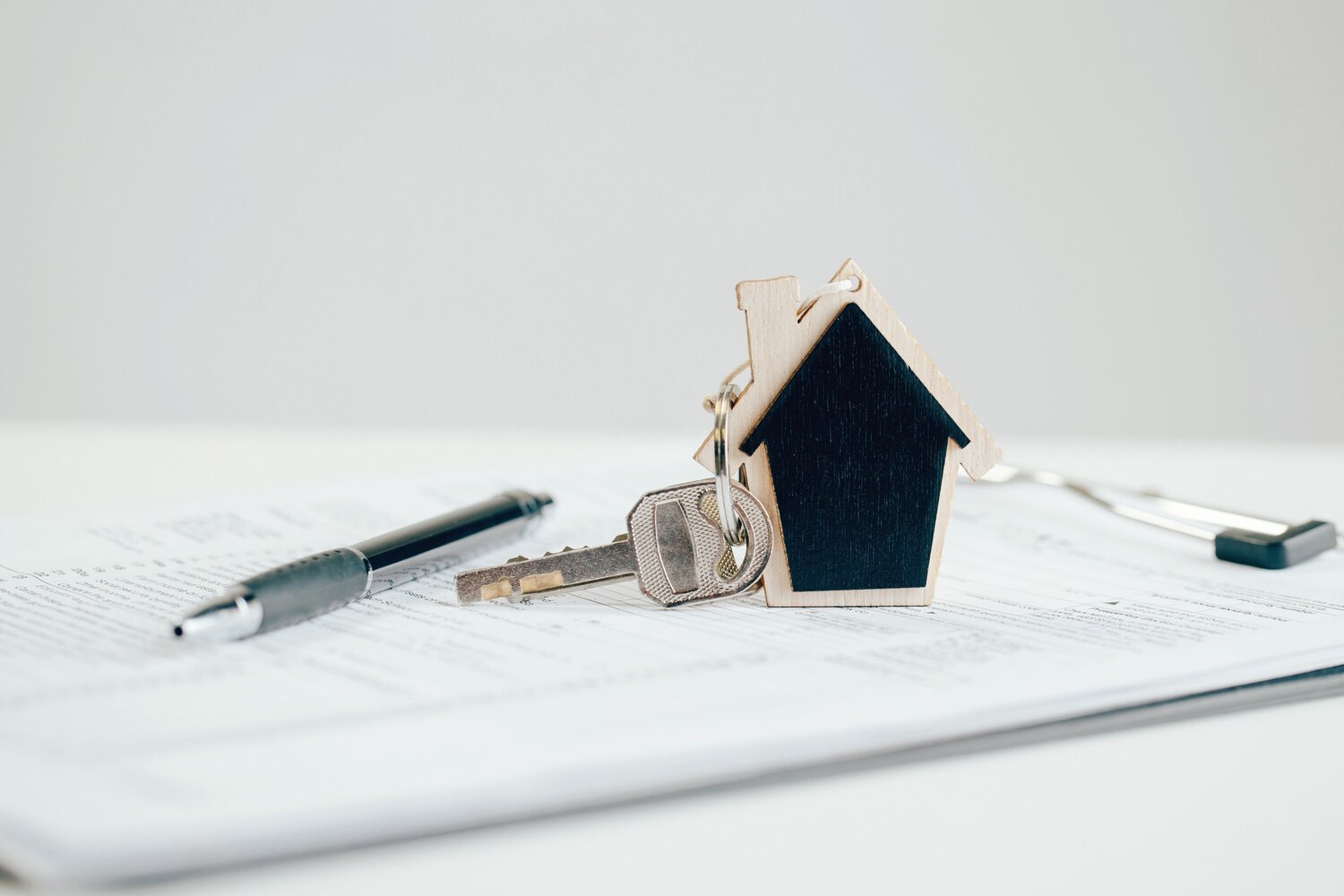 Doit-on obligatoirement rembourser un crédit immobilier en cas de vente ?